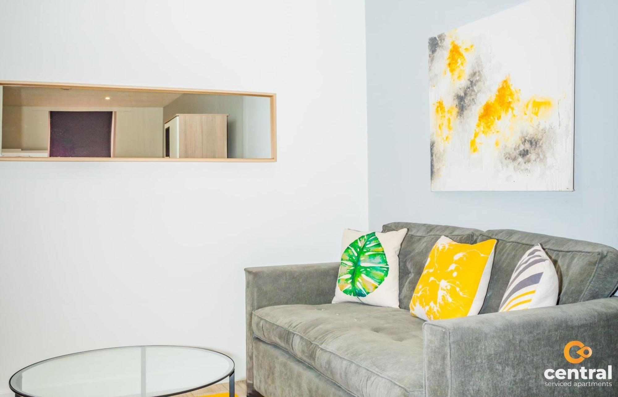 Central Serviced Apartments - 2 Bedroom - Walk Away From City Centre & Universities - Sleeps 4 - 1 X Double 2 X Single - Smart Tvs In All Rooms - Short Term Stays Welcome - Walk Away From Train & Bus Station - Preferred Location For Short Stay In Dun 邓迪 外观 照片